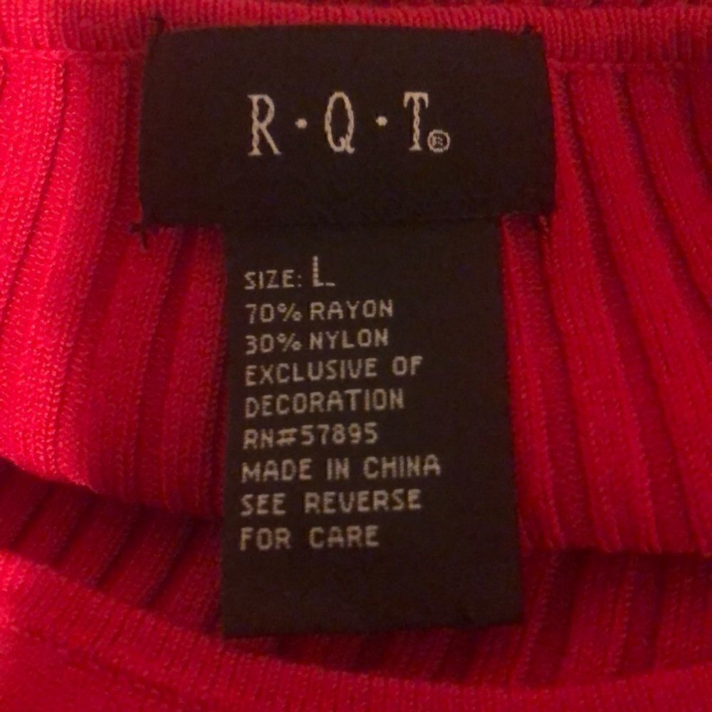 R-Q-T Top - Picture 5 of 5